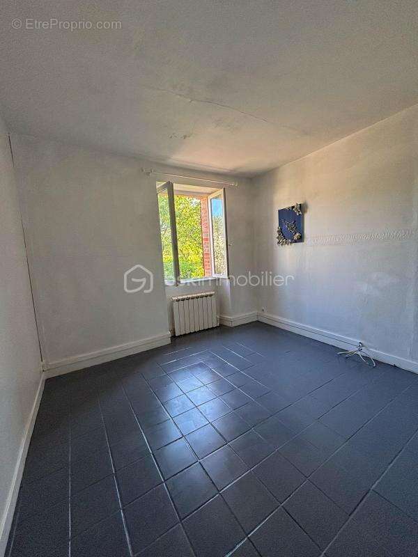 Maison à COULONGES