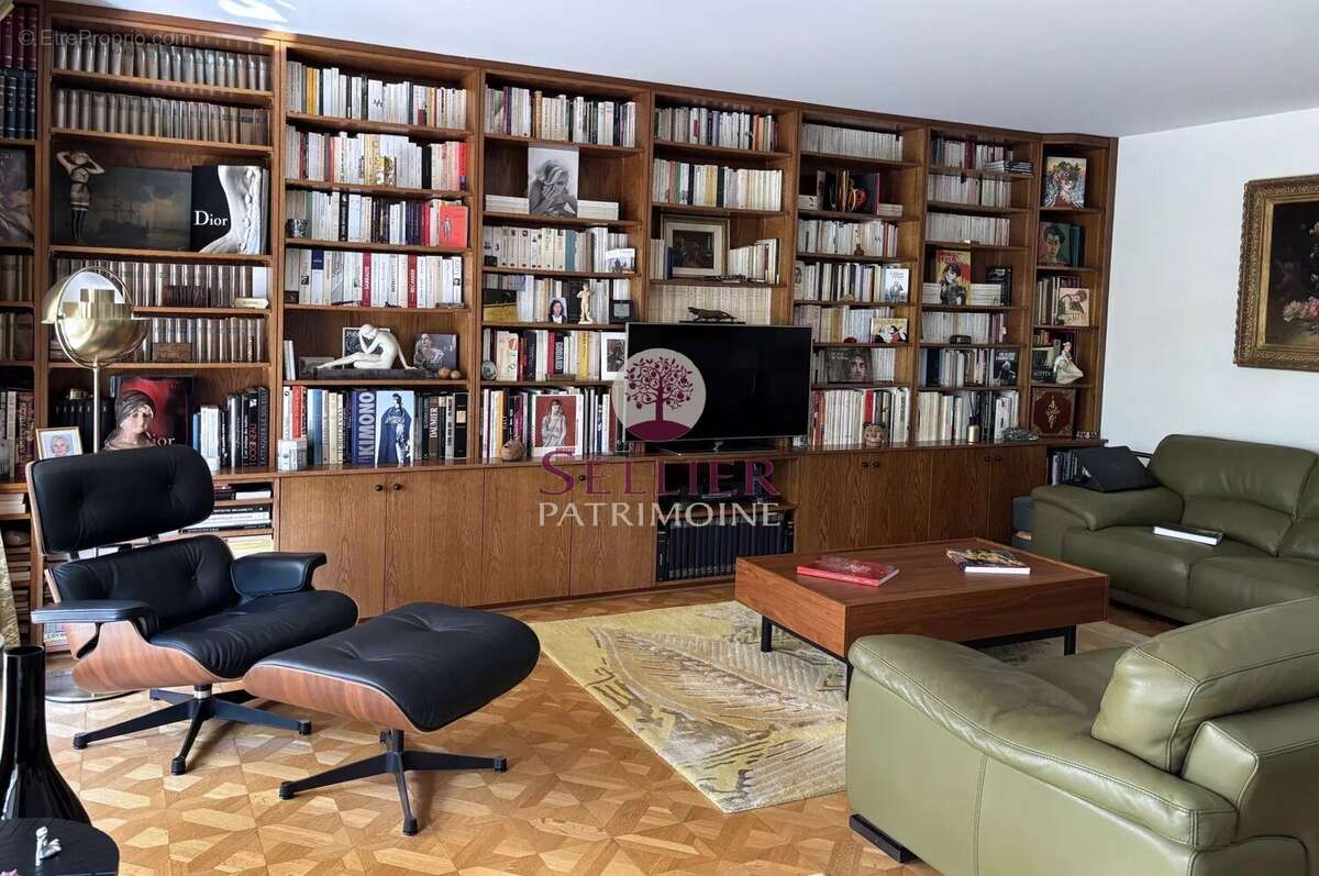 Appartement à PARIS-12E