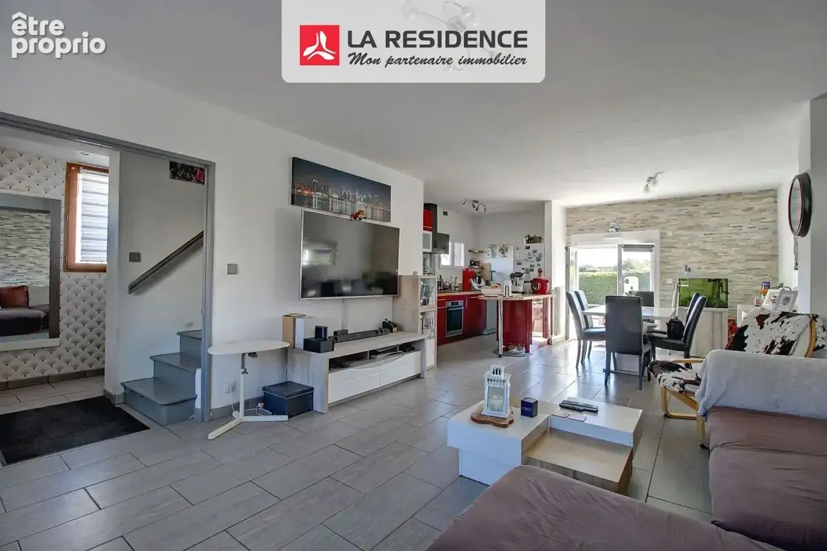 Maison 5 pièces 86 m² à vendre à Saint-Etienne-Du-Rouvray (76800) - photo 3