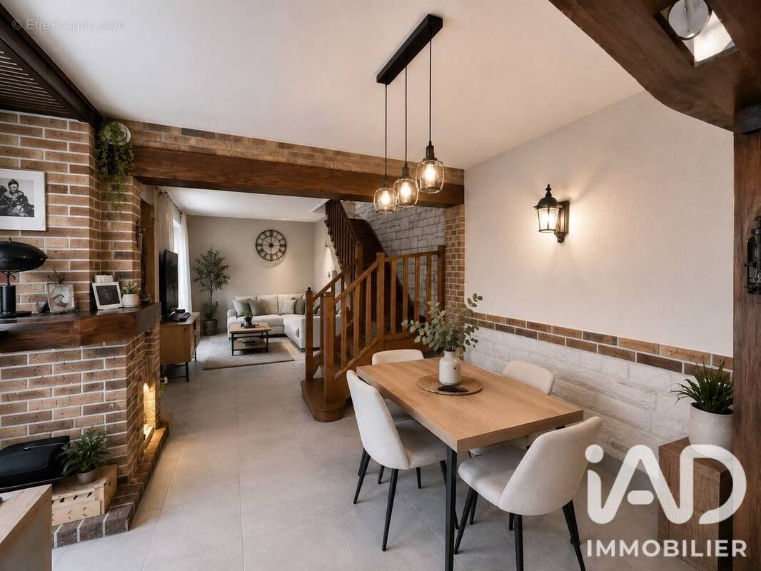 Photo 1 - Maison à LE BLANC-MESNIL