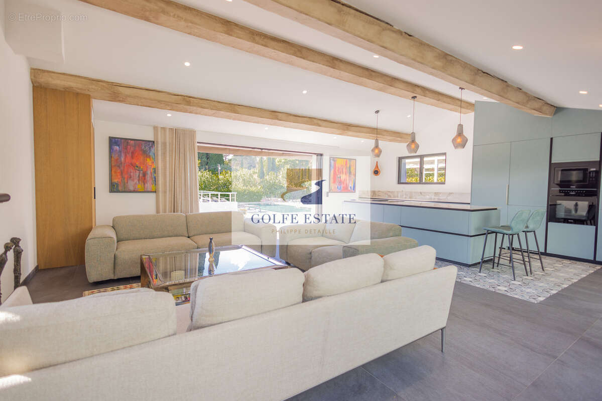 Maison à LA CROIX-VALMER