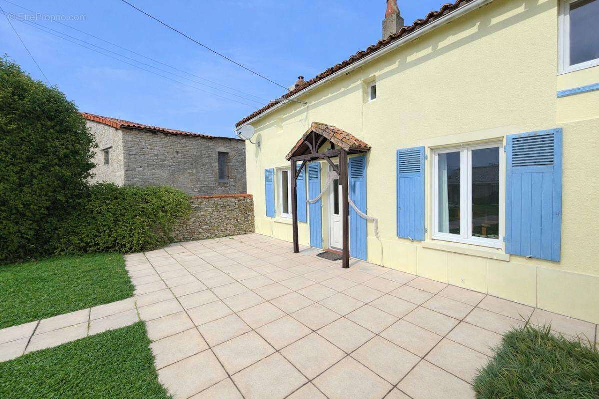 Maison à MESSE