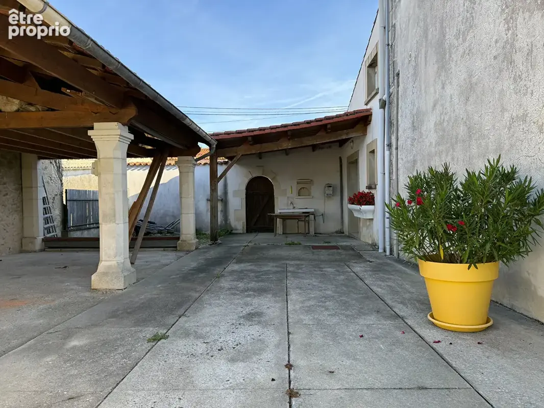 Maison 137m² à tonnay-boutonne - photo 2
