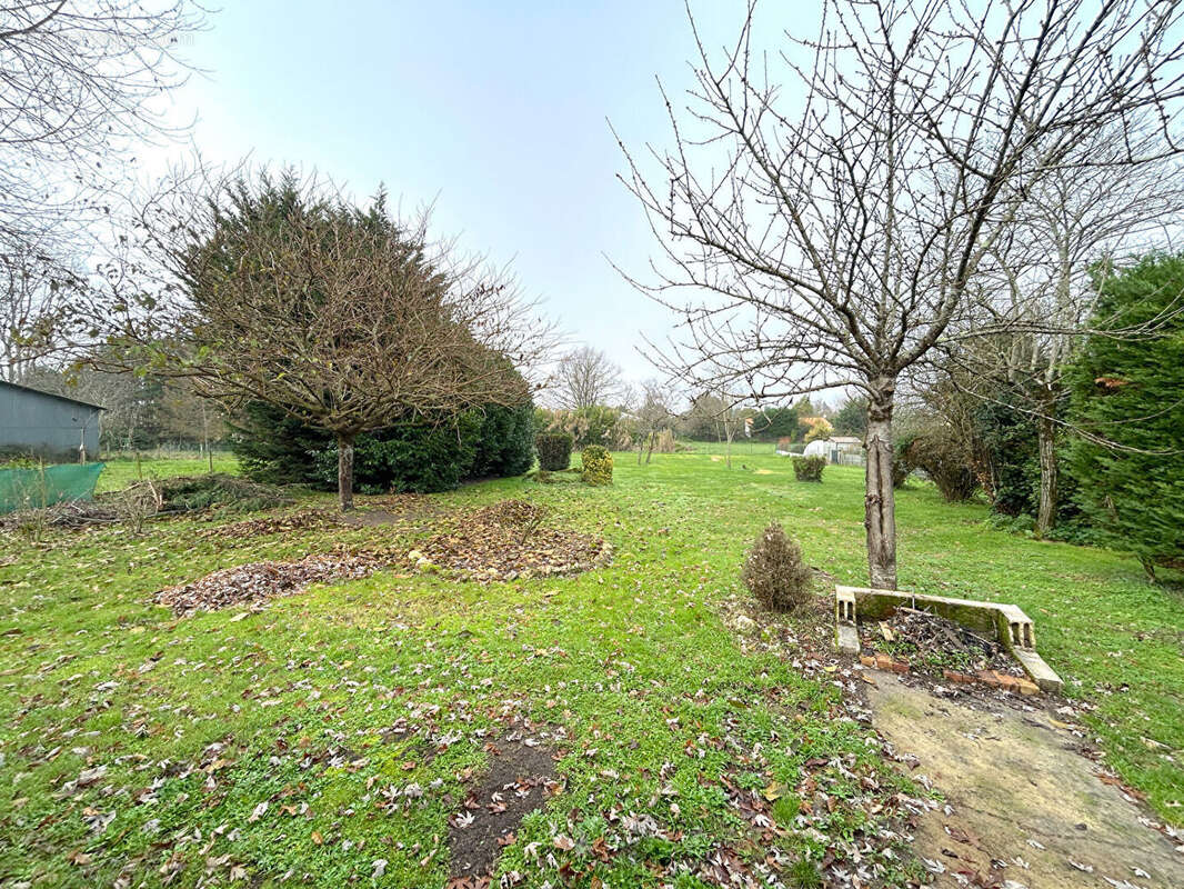 Maison à CORME-ECLUSE