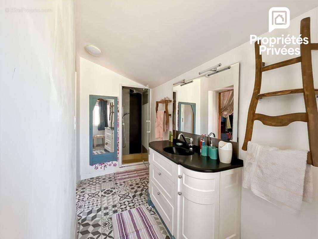 Maison familiale de 184 m² sur une propriété arboré à 3 minutes de Créon - photo 9