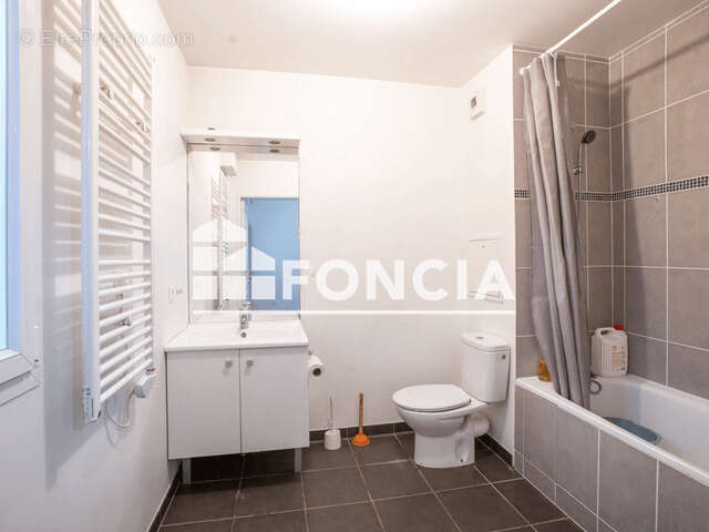 Appartement à SARTROUVILLE