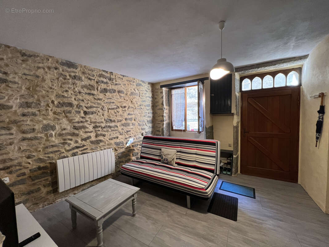 Maison à LAURE-MINERVOIS