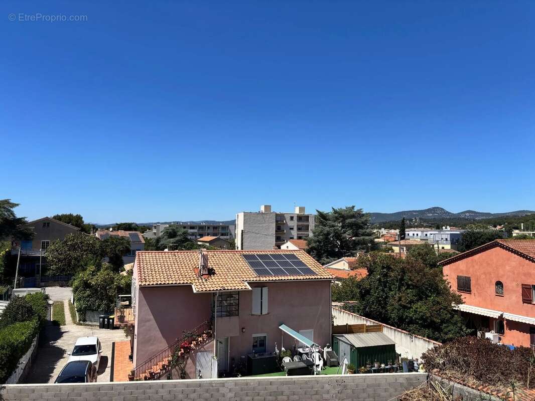 Appartement à SIX-FOURS-LES-PLAGES
