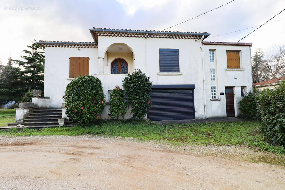 Maison à AUSSILLON