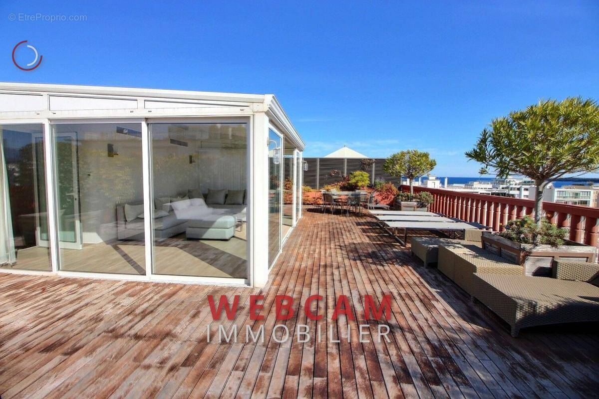 Appartement à CANNES