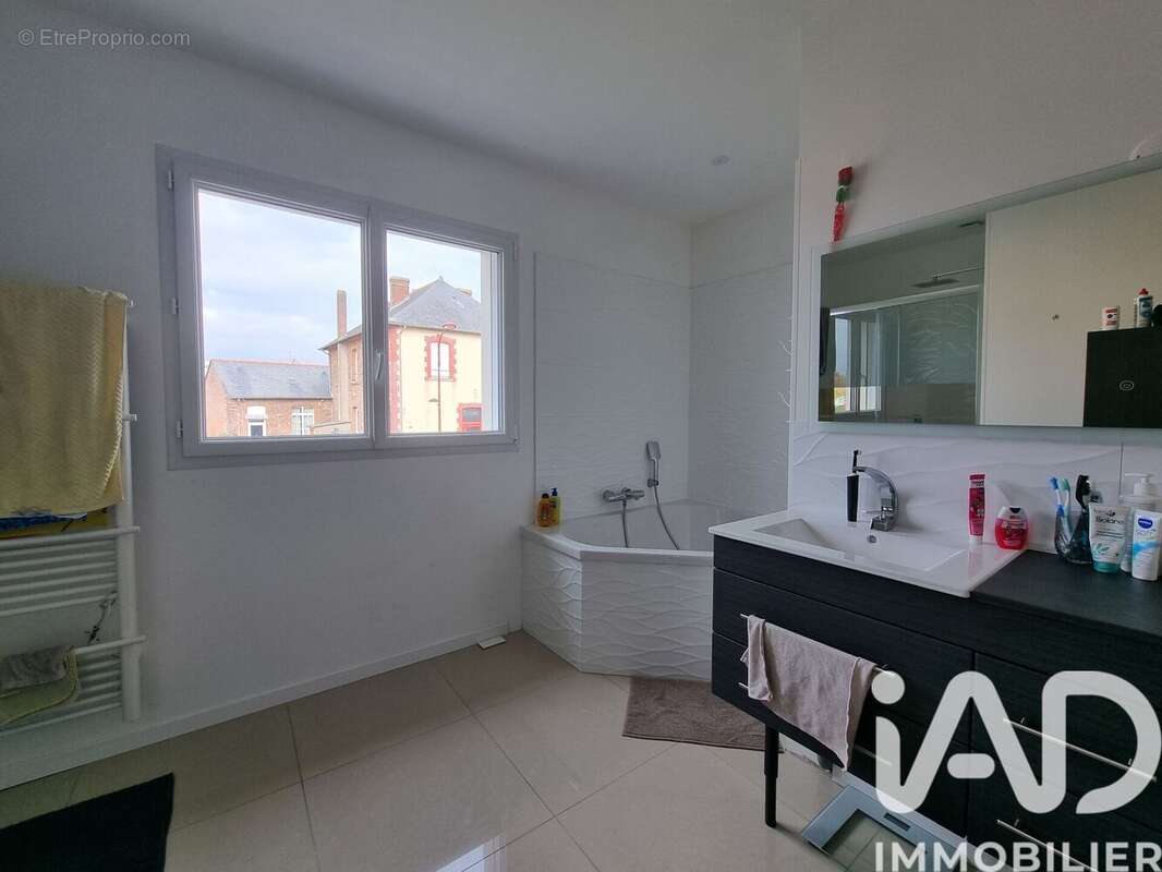 Photo 7 - Maison à SAULNIERES