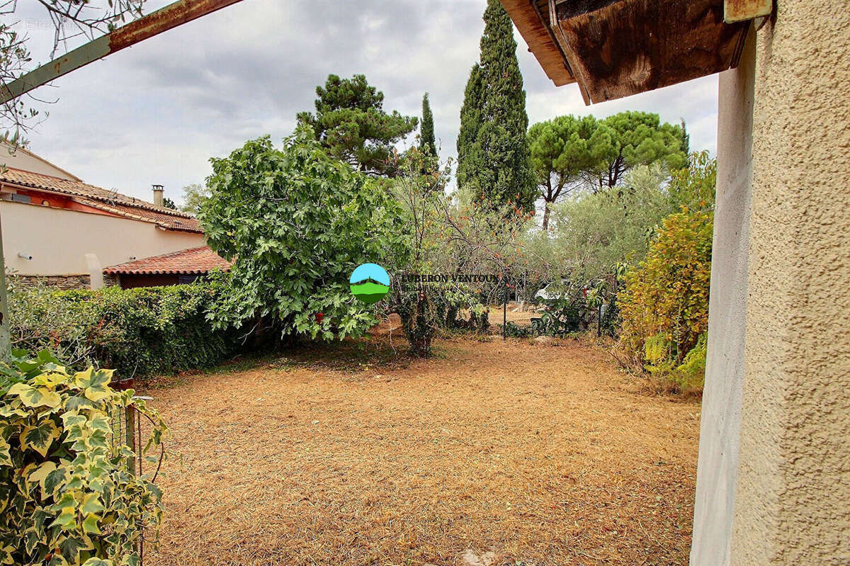 Modène, proche de Bedoin, grande maison familiale à découvrir - photo 2