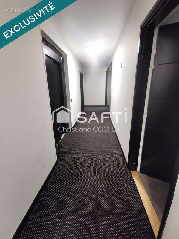 Photo 9 - Appartement à SAVIGNY-LE-TEMPLE