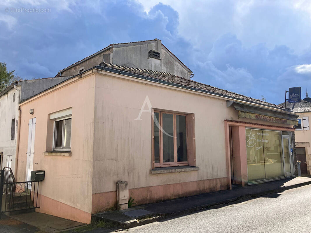 Maison à L&#039;HERMENAULT