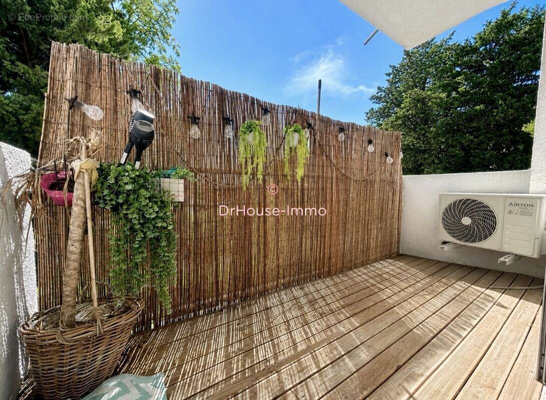 Appartement à LUNEL