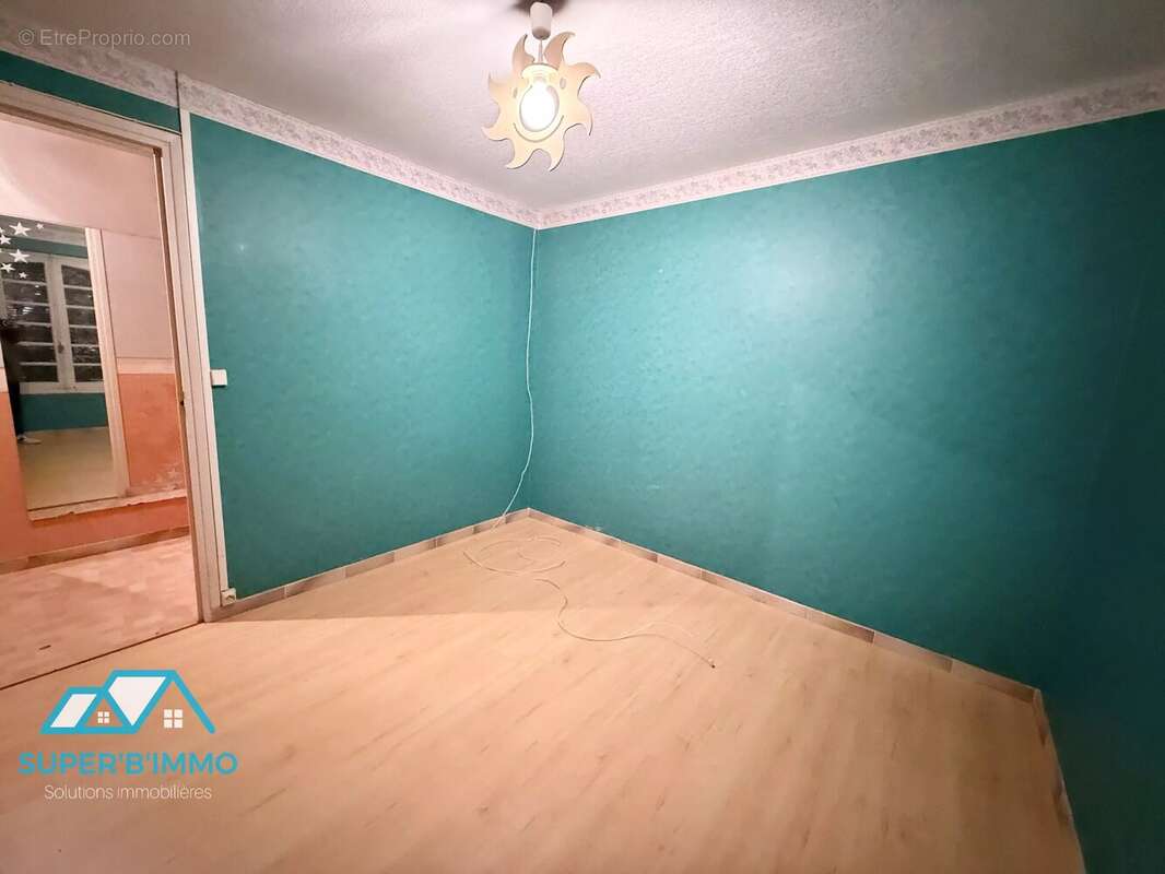 Appartement à VEZEZOUX