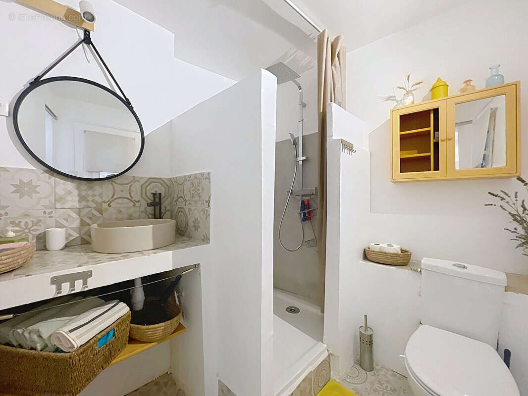 Maison à GINASSERVIS