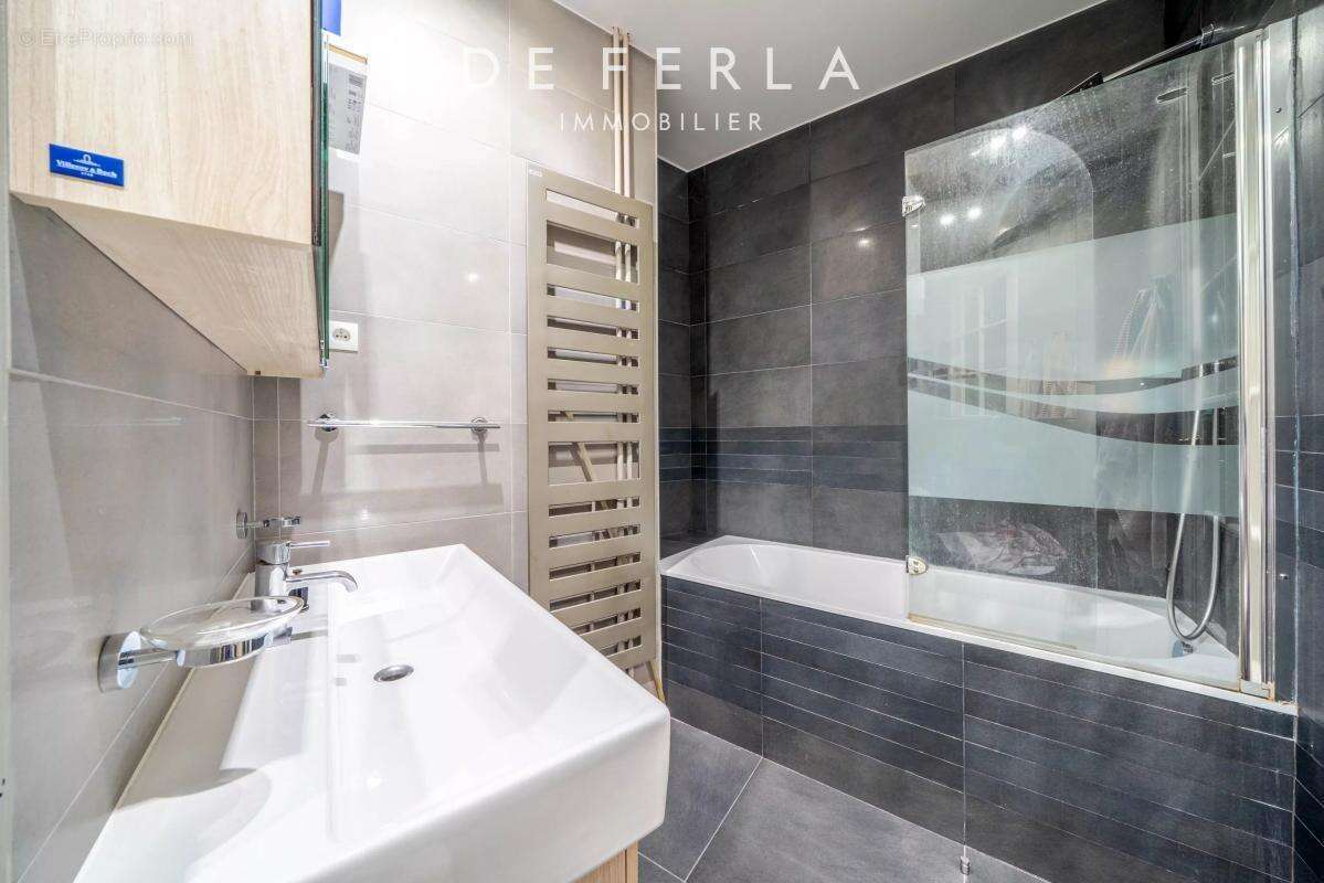 Appartement à PARIS-6E