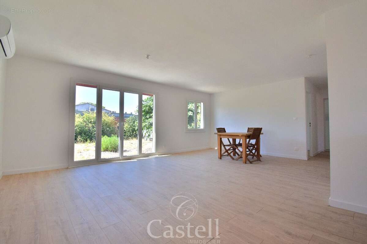 Charmante villa entièrement de plain pied de type 4, au calme... - photo 3