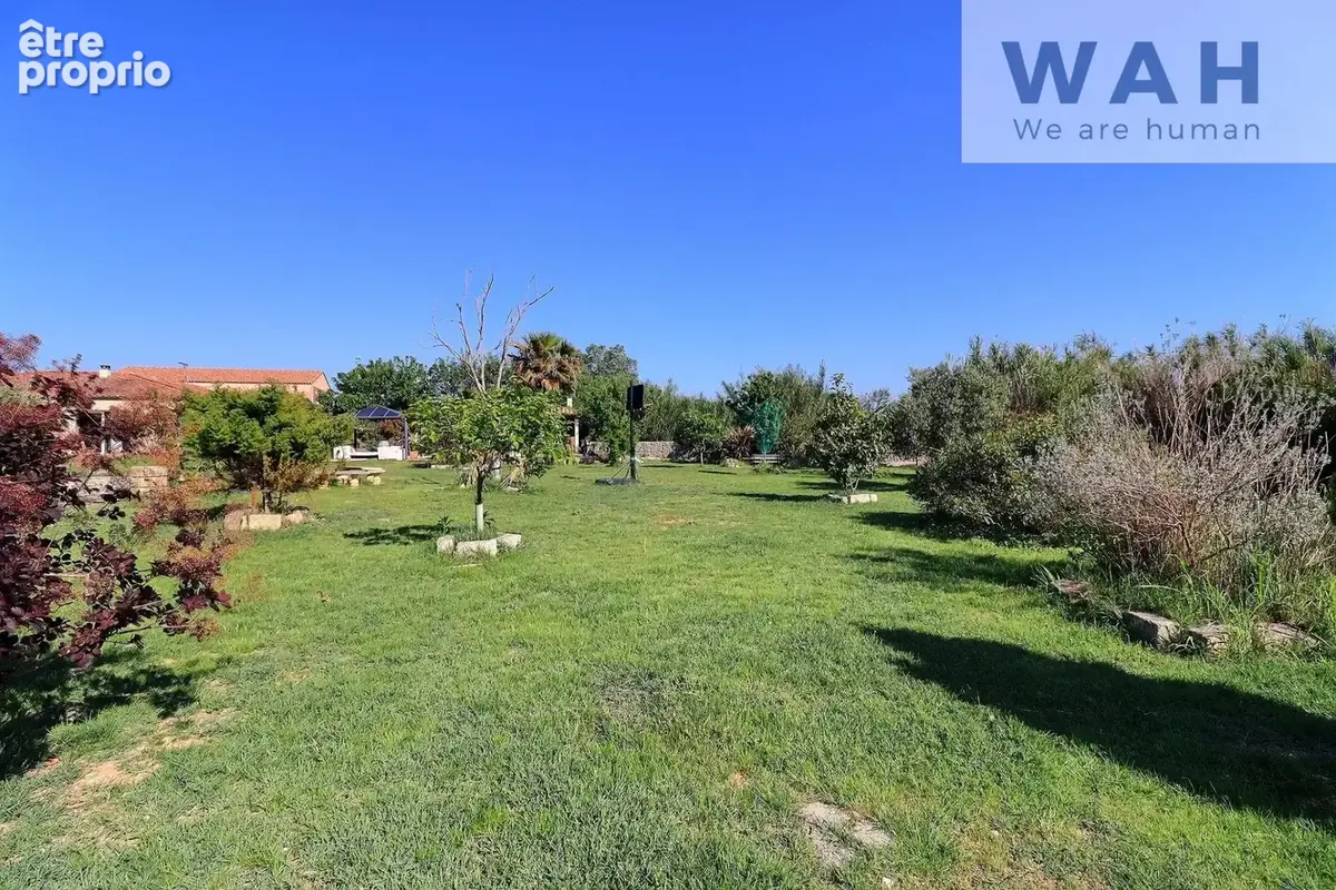 Vente propriete avec villa, appartement et hangars - photo 15