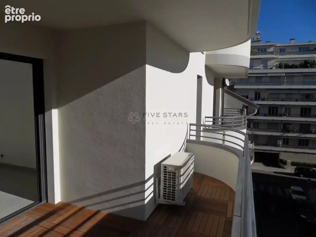 Appartement 2 pièces de 39 m² à Nice - photo 2