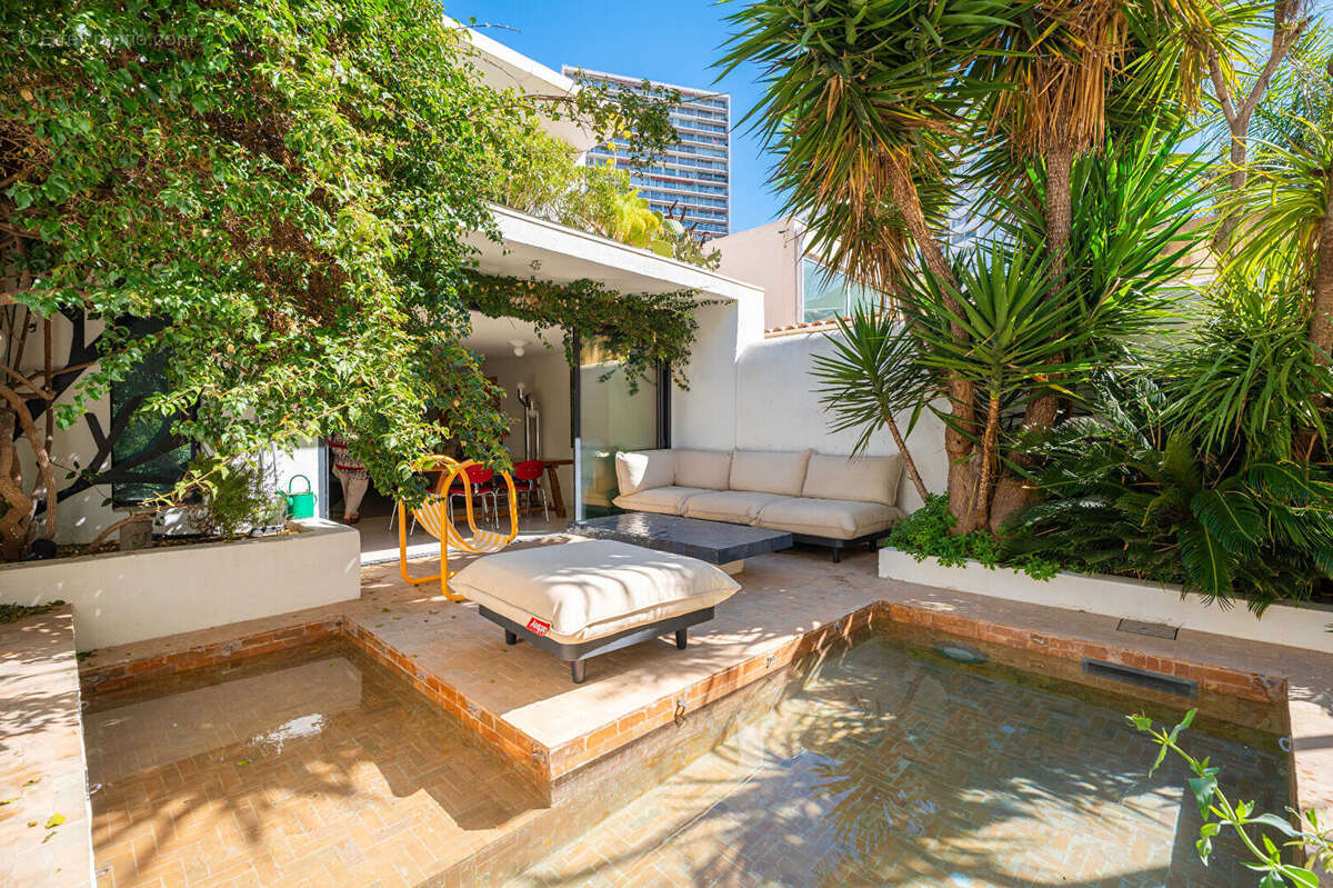 Maison à MARSEILLE-7E