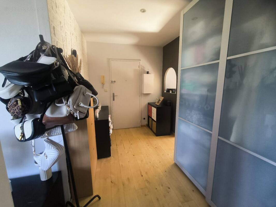 Appartement à SAINT-ETIENNE