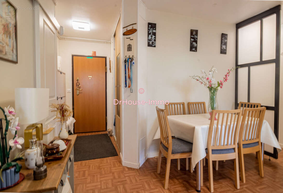 Appartement 88 m² à Elancourt  - photo 18