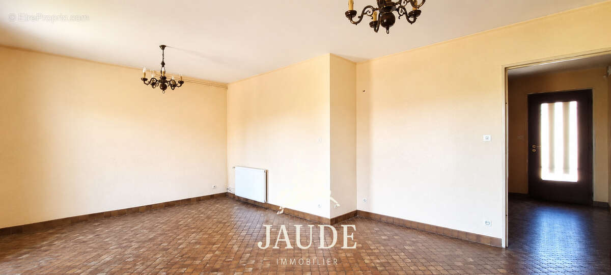 CLERMONT-FERRAND — Maison 110 m2 — 4 chambres + bureau — Terrain 379 m2 - photo 4