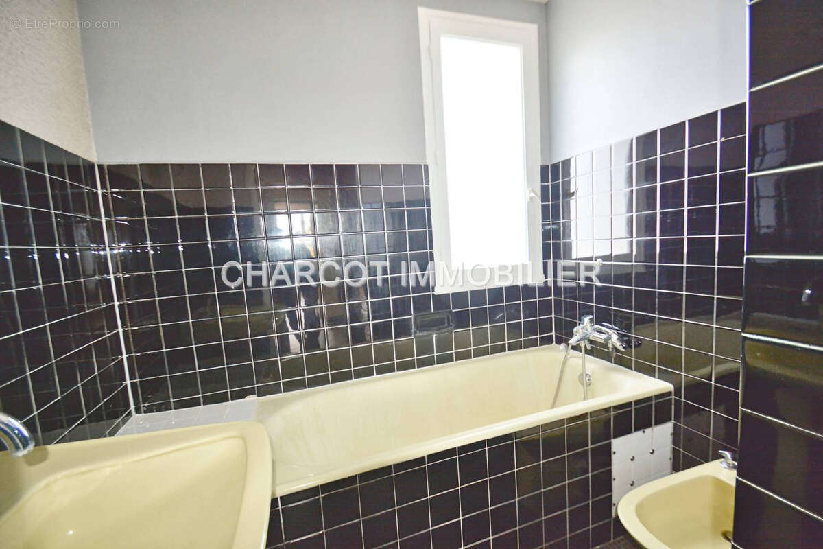 Appartement à LYON-5E