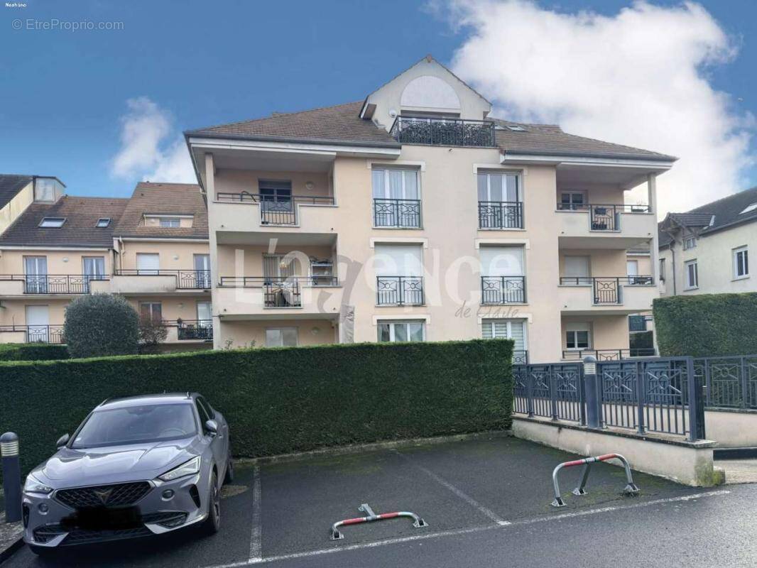 Appartement à CLAYE-SOUILLY