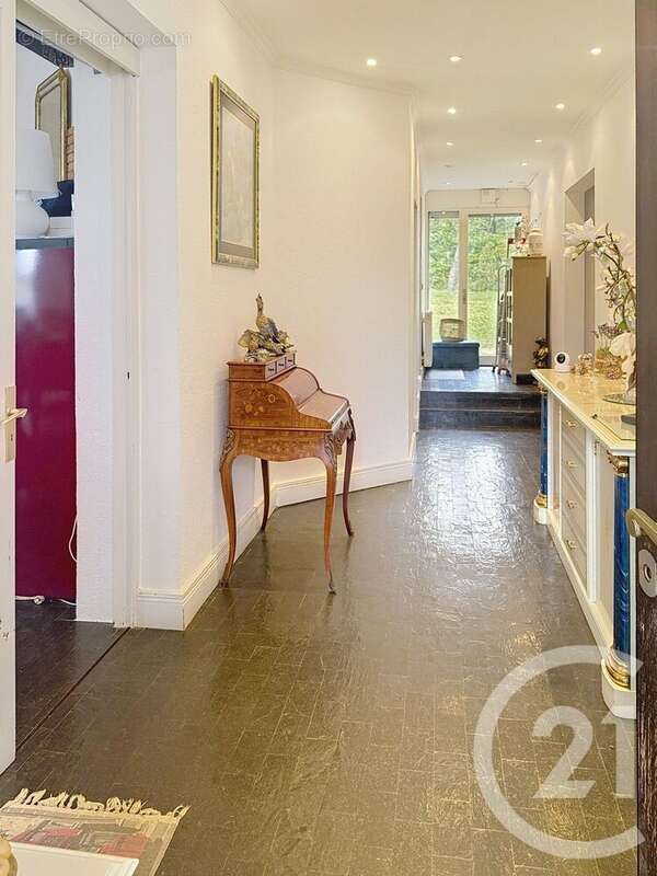 Maison à CHAMPNIERS