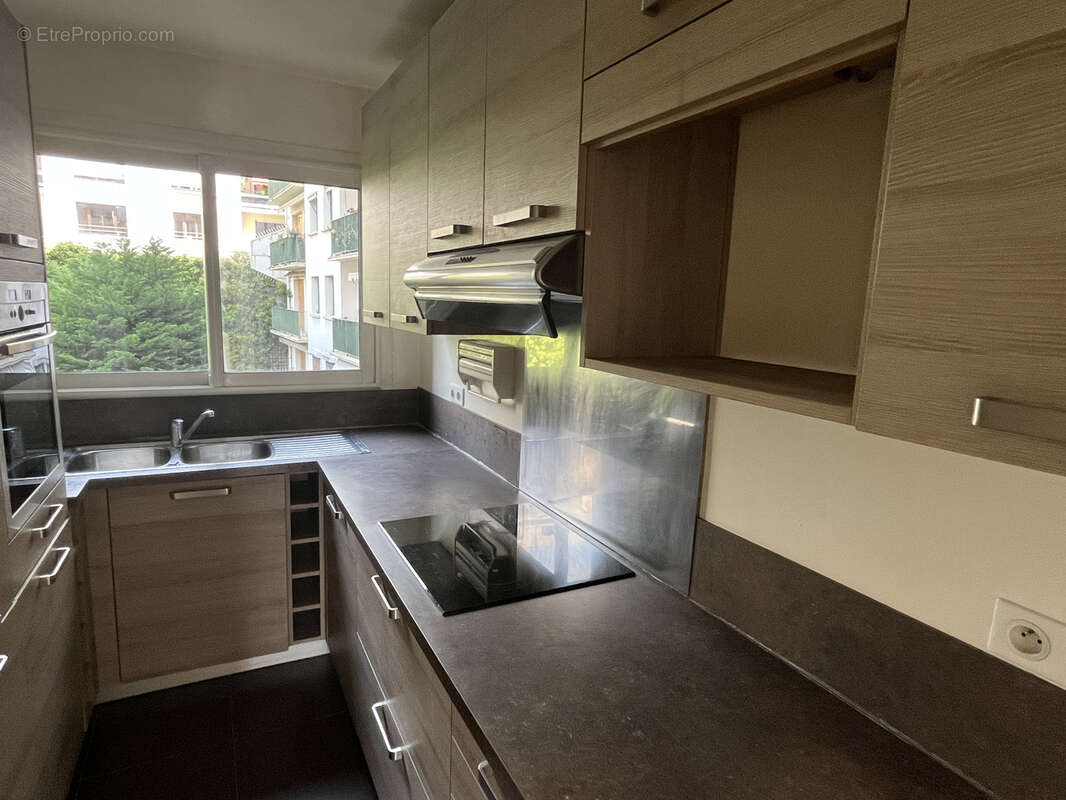 Appartement à PARIS-12E