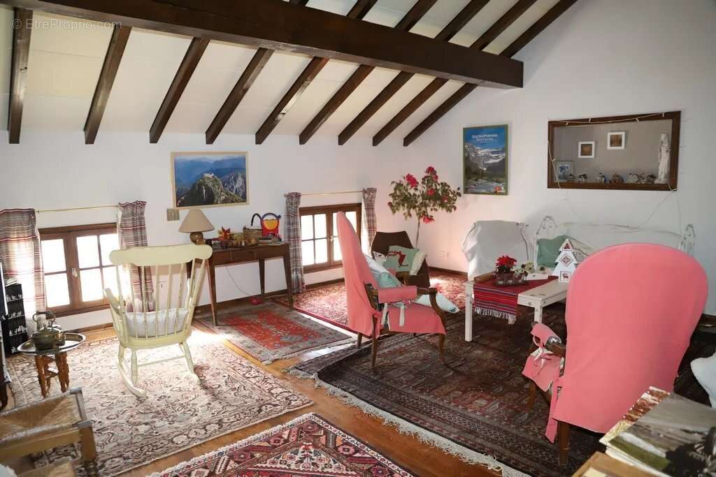 Appartement à LES CABANNES