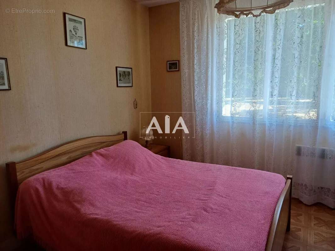 Maison à SAINT-PIERRE-D&#039;EXIDEUIL