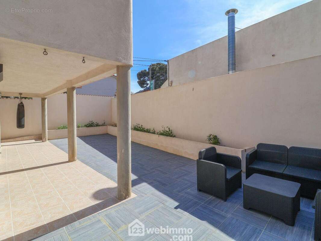 Maison à MARSEILLE-9E