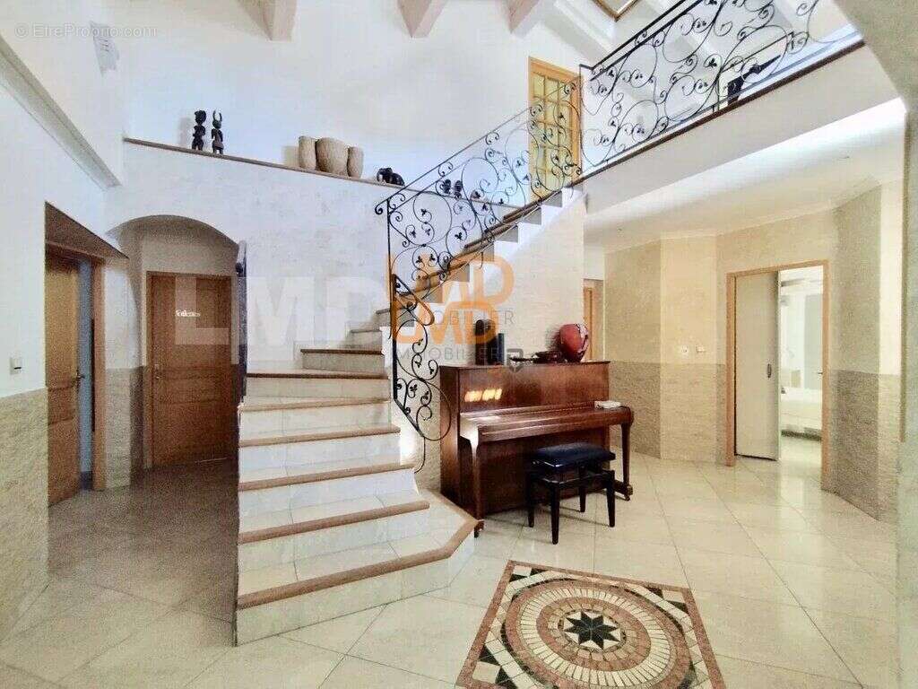 Propriété avec piscine, appartements indépendants et vue nature - photo 4