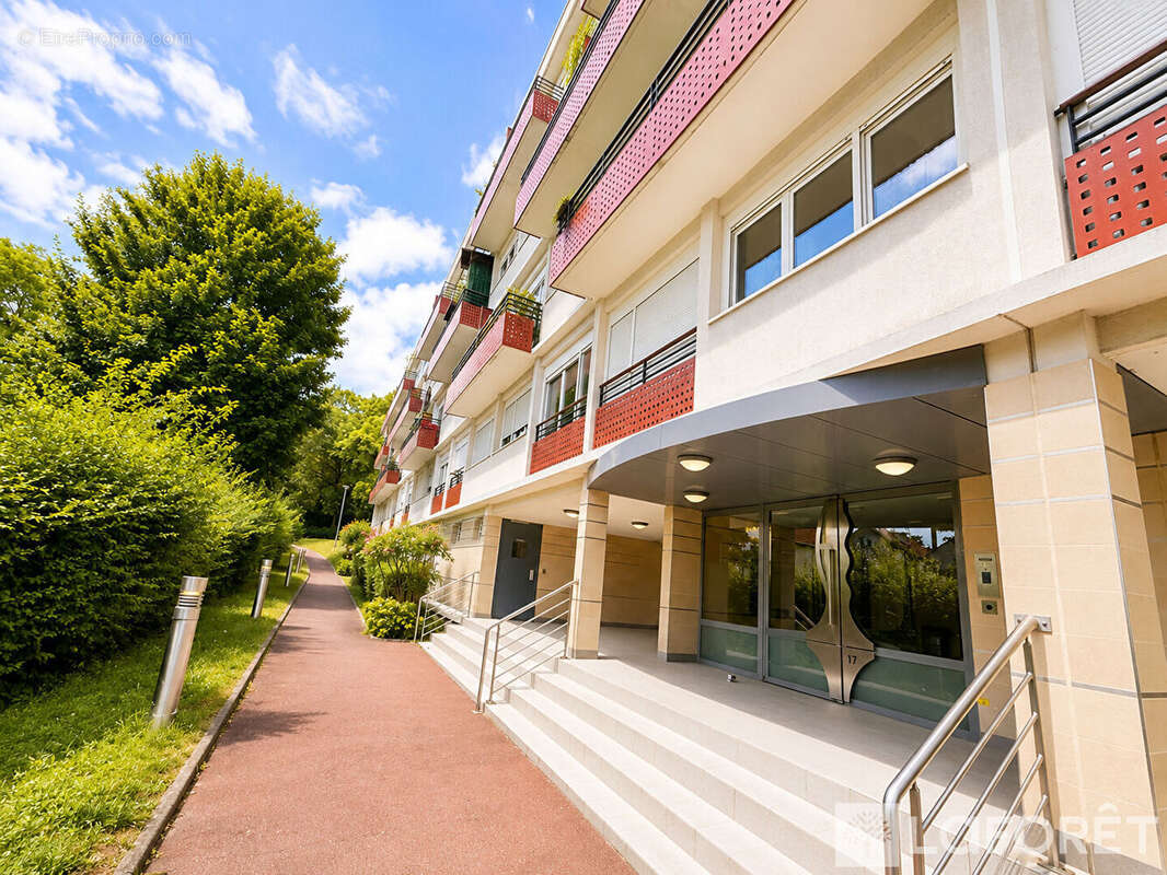 Appartement à RUEIL-MALMAISON