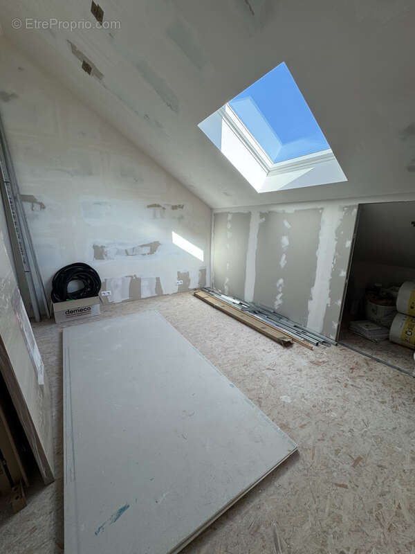 Maison à SAINT-PRIVAT-LA-MONTAGNE