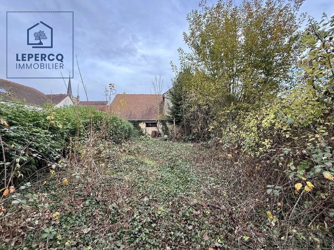 Maison à LA FERTE-MILON