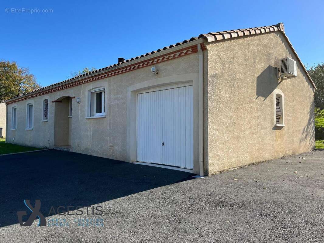   - Maison à SAIX