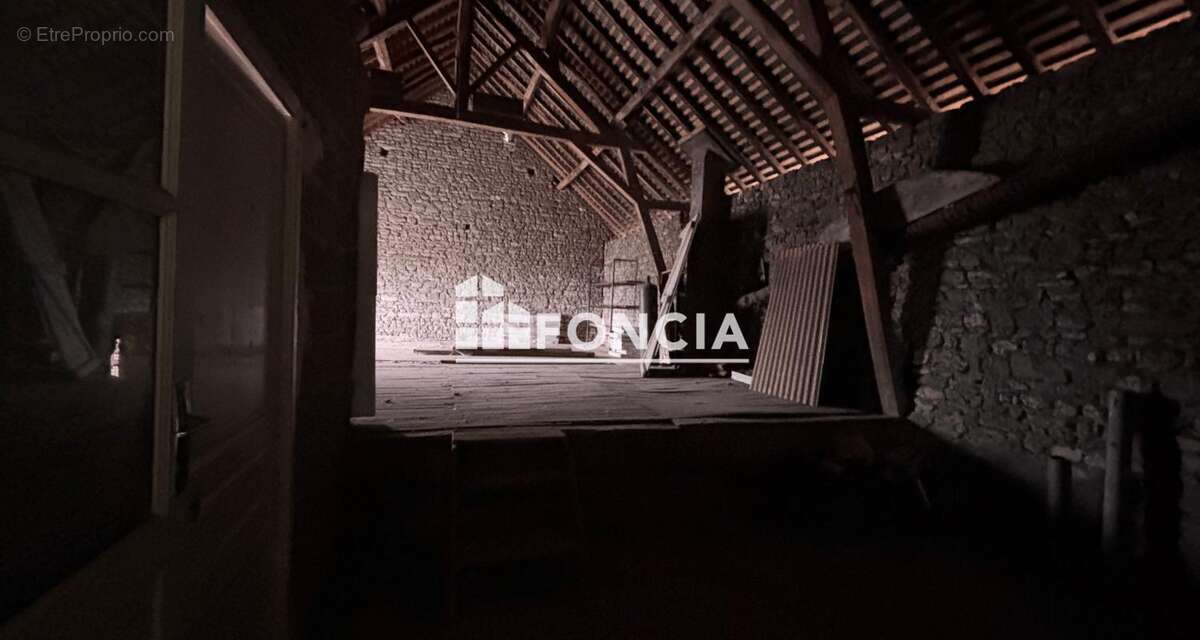 Maison à CHAVEIGNES