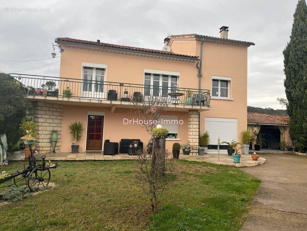 Maison à SAINT-PRIVAT-DES-VIEUX