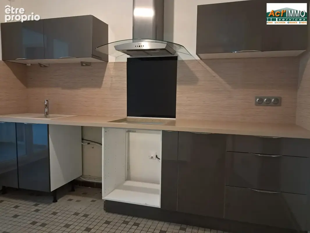 Appartement 3 pièces 74 m² à vendre à Miramas (13140) - photo 2