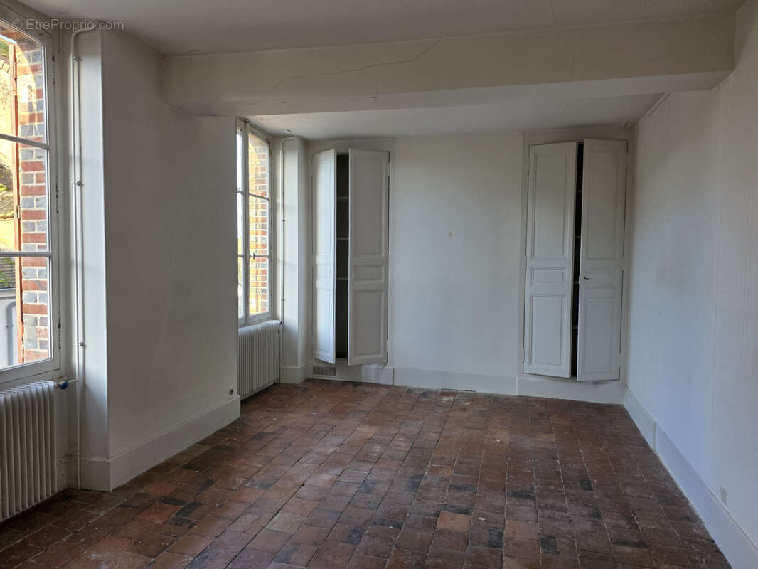 Maison à CHAMPIGNELLES