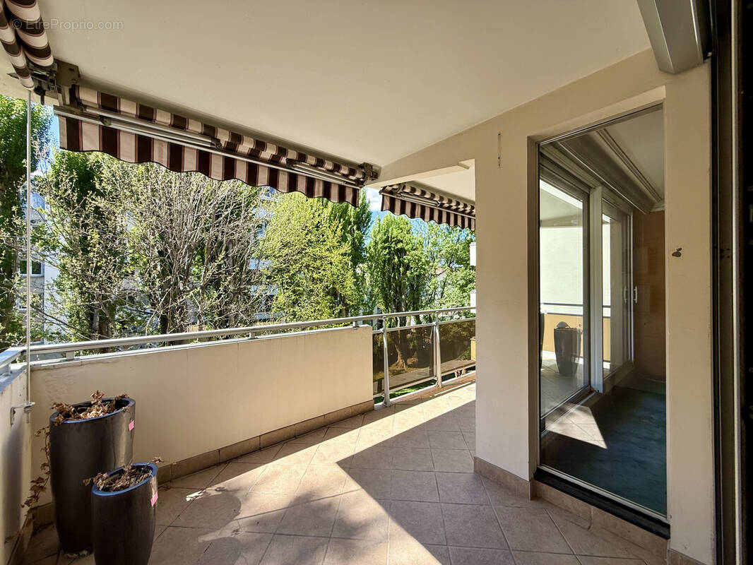 Appartement à CHAMALIERES