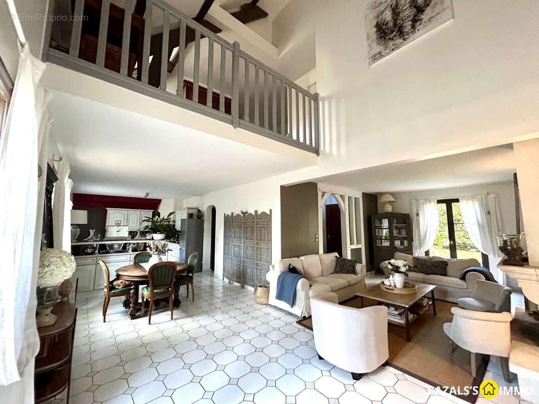 Maison à ARBONNE-LA-FORET