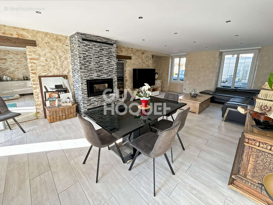 Maison à LA HOUSSAYE-EN-BRIE