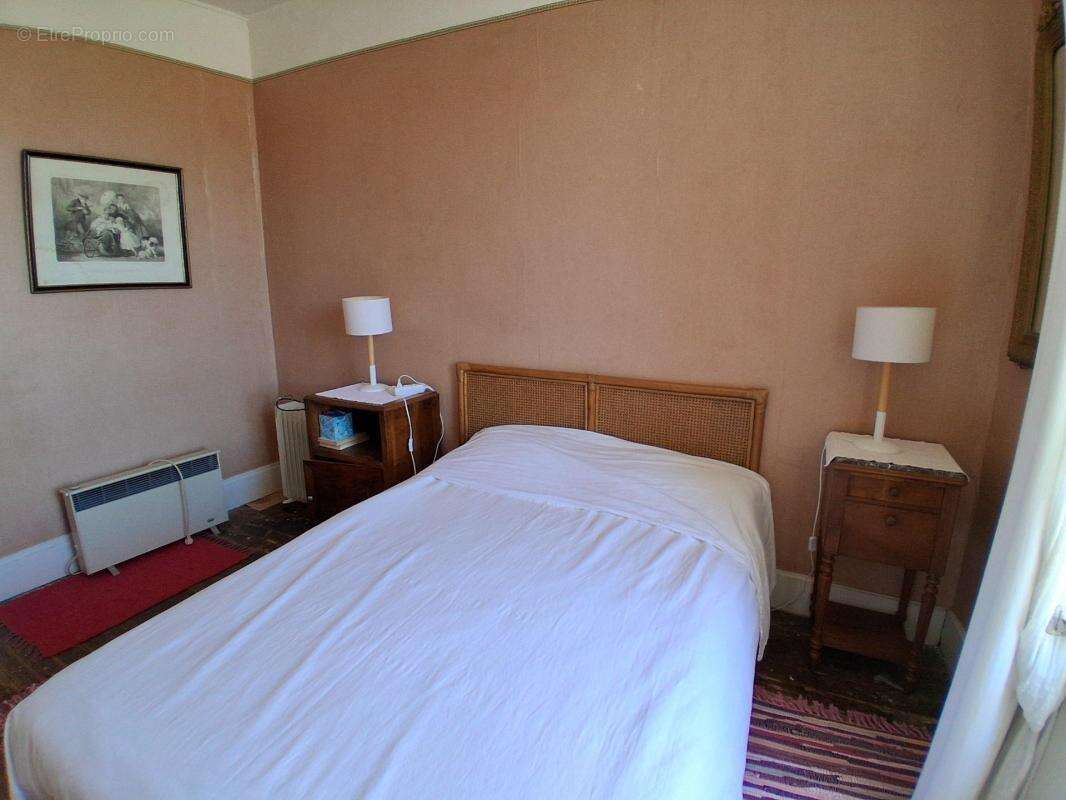 Maison familiale, 5 chambres, au coeur de Prissac (36) - photo 27