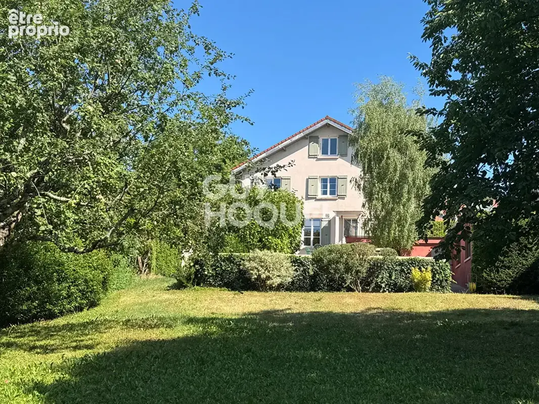 Maison de caractère du XIXe siècle avec piscine sur plus de 14 ares - photo 4